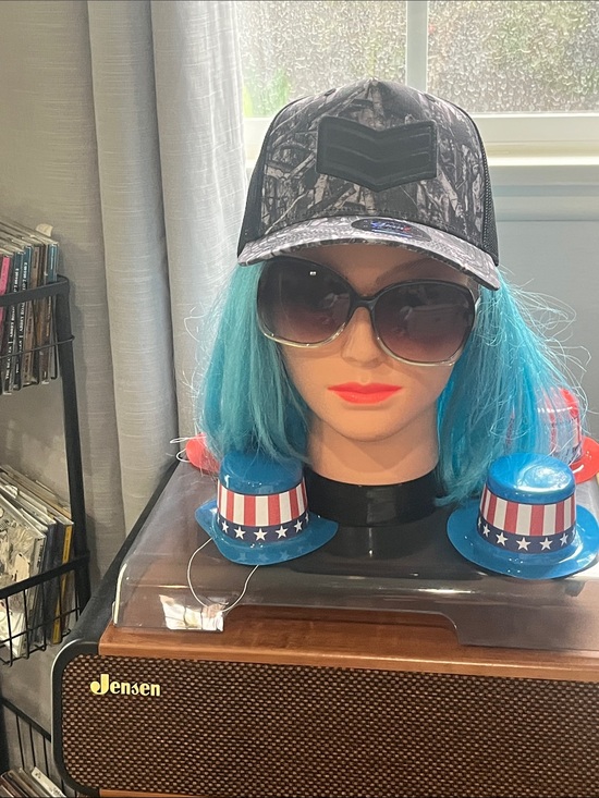 Jensen Accessories - Blue Wig Display Head with Sunglasses and Camo Cap